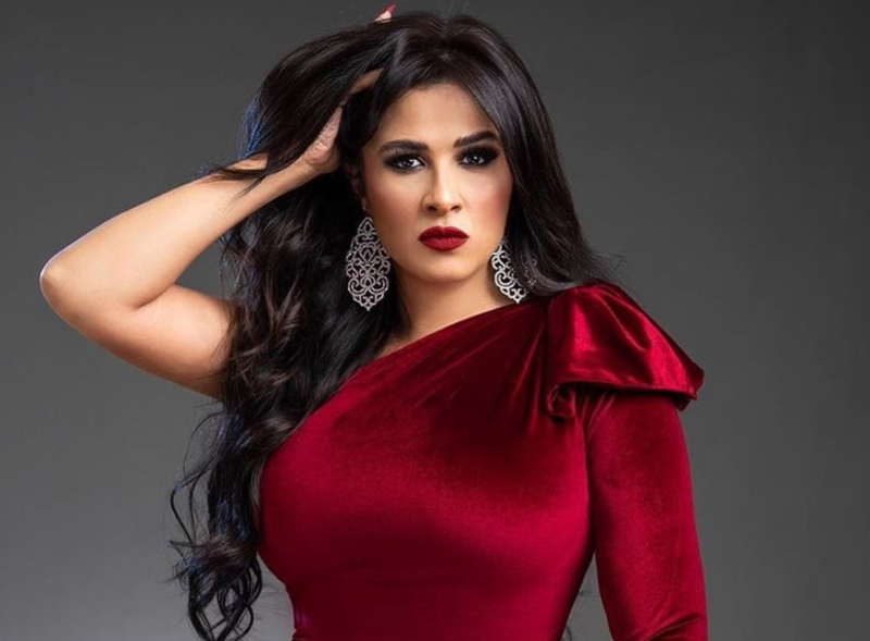 شاهدوا | الفنانة المصرية "ياسمين عبدالعزيز" تعلن حصولها على الإقامة الذهبية للإمارات