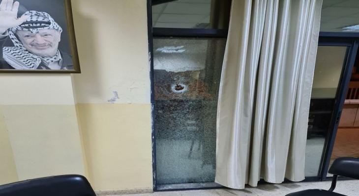 "فتح"وفعاليات ومؤسسات جنين تُدين إطلاق النار على مقر قيادة المنطقة