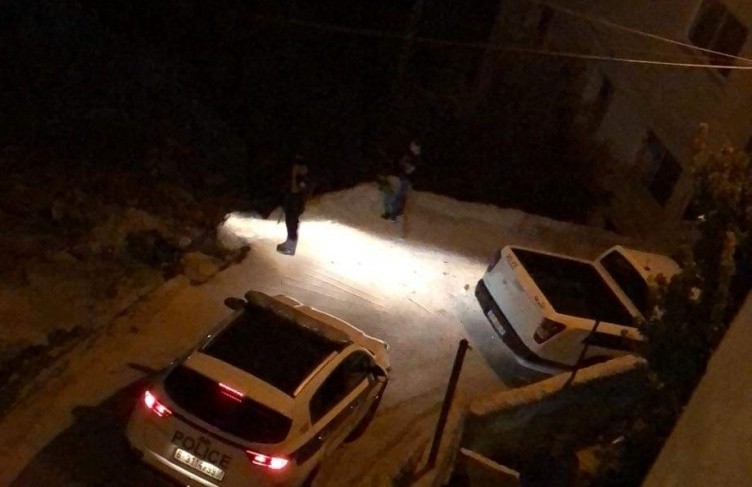 إصابة فتاة برصاصة مجهولة في بيت لحم