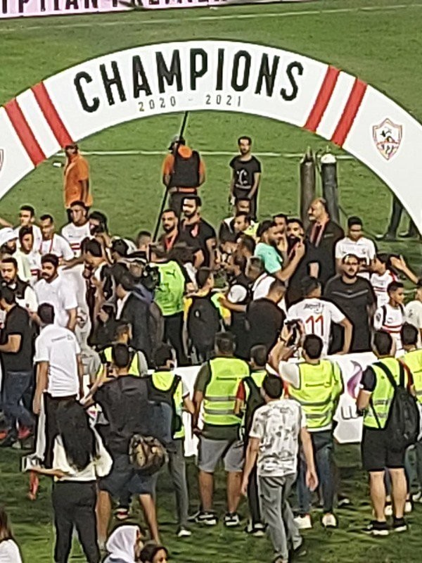 مشاجرة شيكابالا ومجاهد تلغي مراسم تتويج الزمالك
