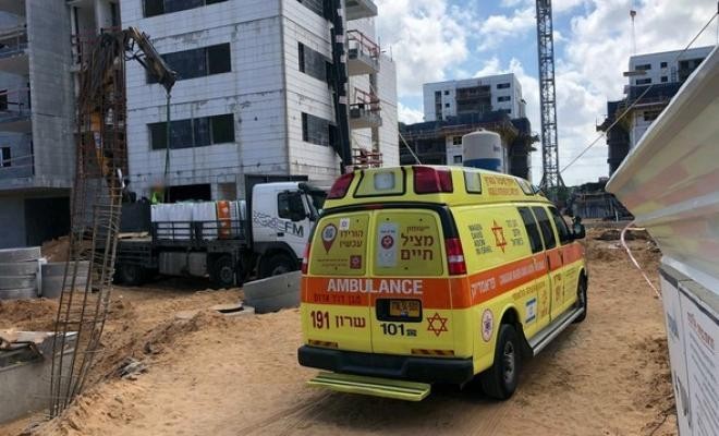 إصابة شاب بجروحٍ خطيرة إثر جريمة إطلاق نار بالداخل المحتل