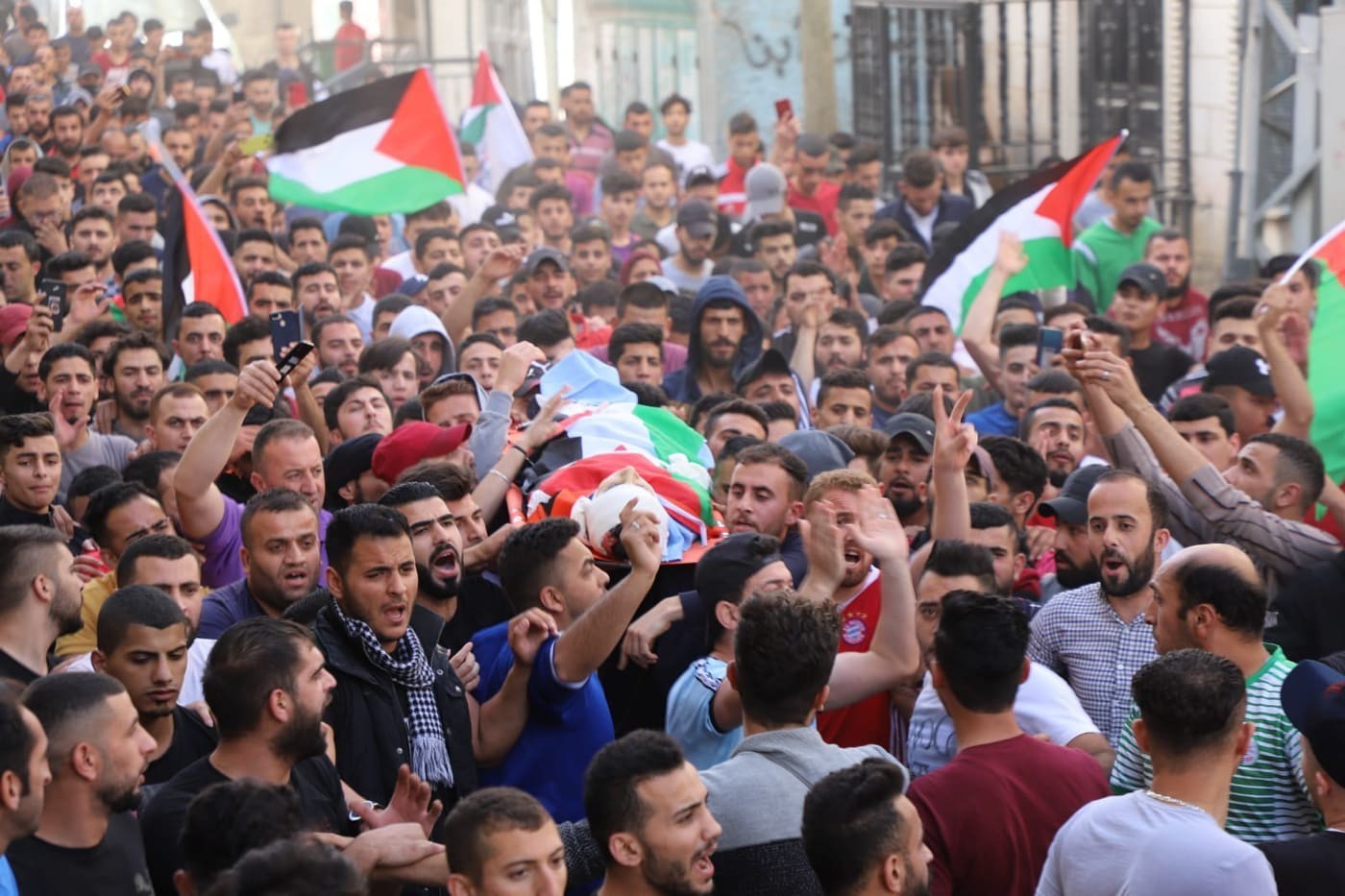 فصائل فلسطينية تنعى الشهيد هيثم مبارك من رام الله