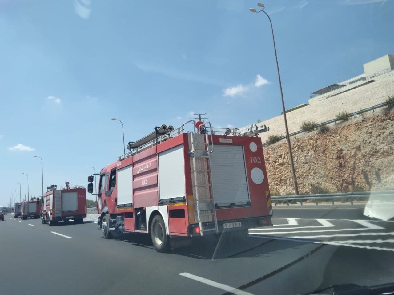 صحيفة عبرية: السلطة ترسل فريقاً للمساعدة في إطفاء حرائق القدس
