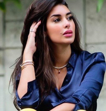 شاهدوا | حمل الممثلة المصرية "ياسمين صبري" إلى الواجهة مُجدداً