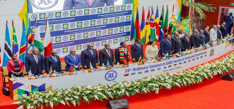 قمة "سادك" تعترض على منح الاحتلال صفة مراقب بالاتحاد الإفريقي