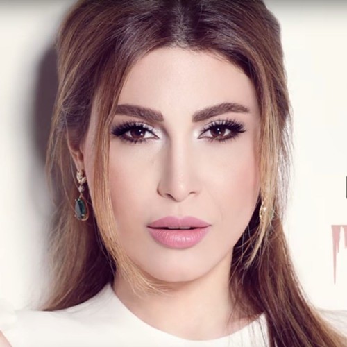شاهدوا | الفنانة اللبنانية "يارا " غاضبة من رحيل ميسي عن نادي برشلونة وهذا ما طالبت به