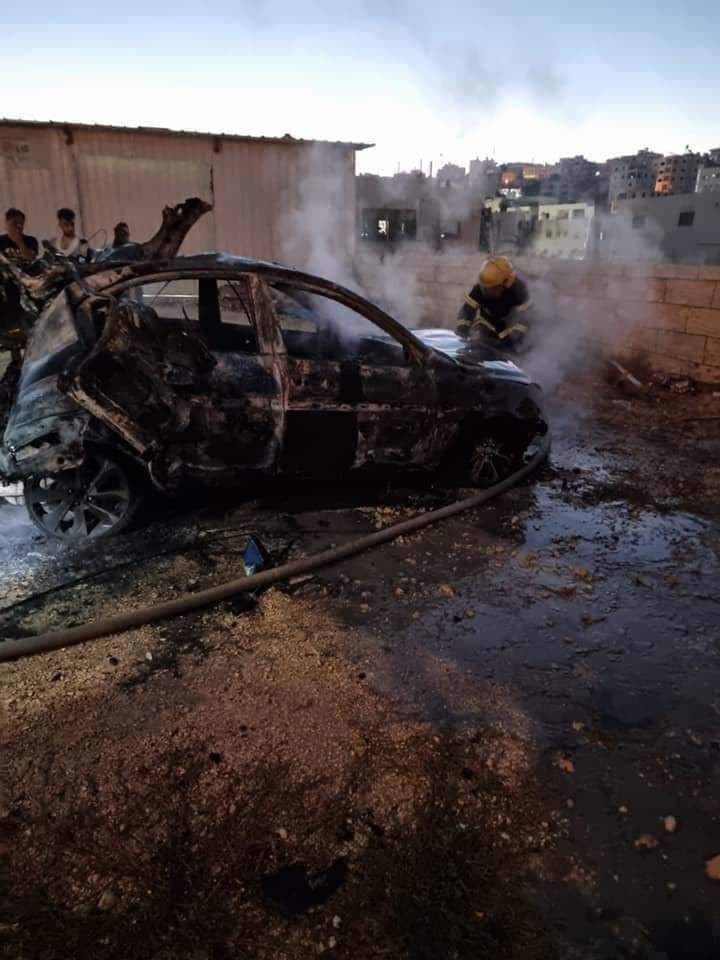 بلدية الخليل تُعلن عن السيطرة على حريق إحدى المركبات