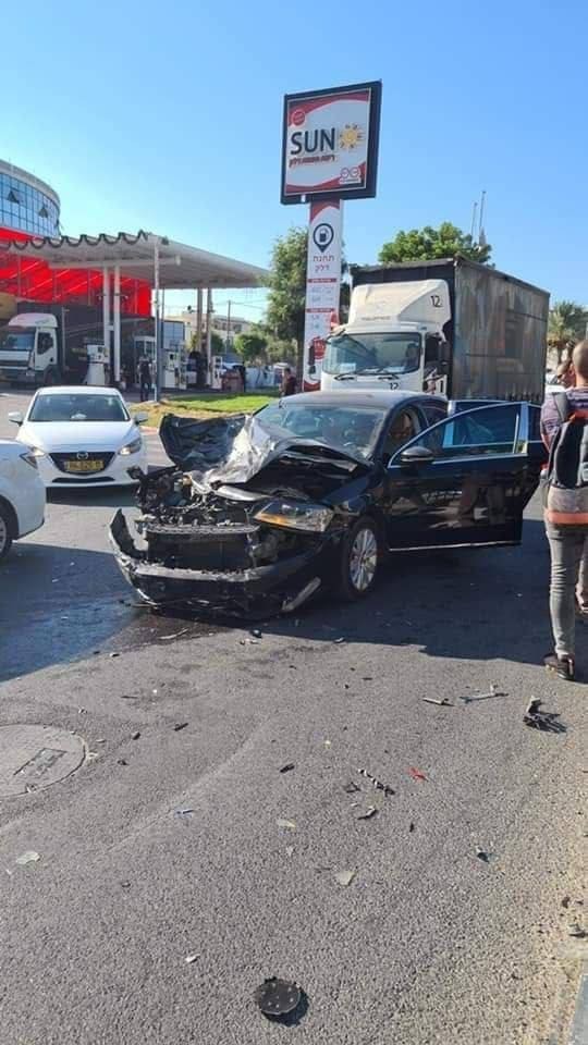 مصرع شاب وإصابة آخرين إثر حادث طرق في النقب المحتل