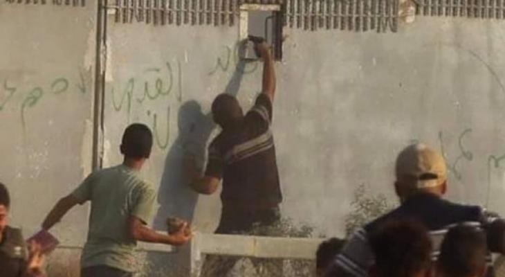صحيفة عبرية: هكذا سنتعامل مع  منفّذ عملية قتل الجندي شموئيلي على حدود غزة