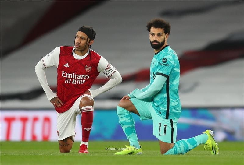 هل يواصل صلاح تفوقه على أوباميانج في مواجهة مصر والجابون؟