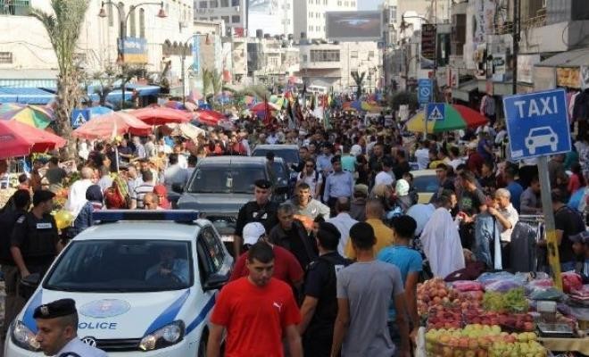 وزارة النقل برام الله تشكل لجنة فنية خاصة لدراسة الأزمة المرورية