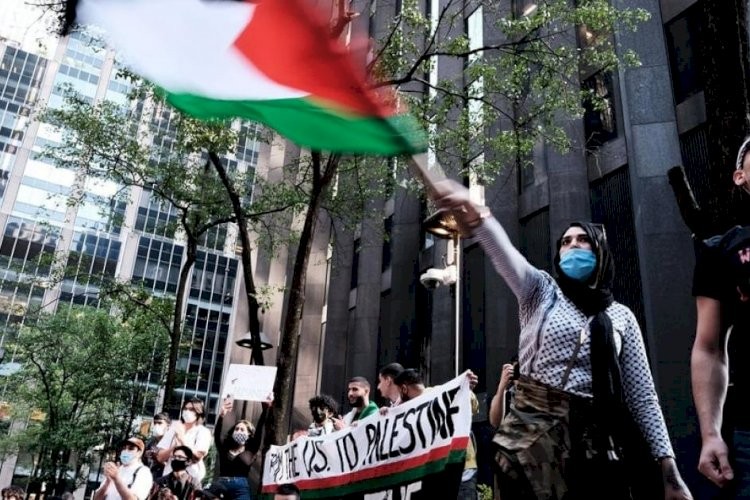 الجالية الفلسطينية في بلجيكا تُنظم وقفة إسناد للأسرى