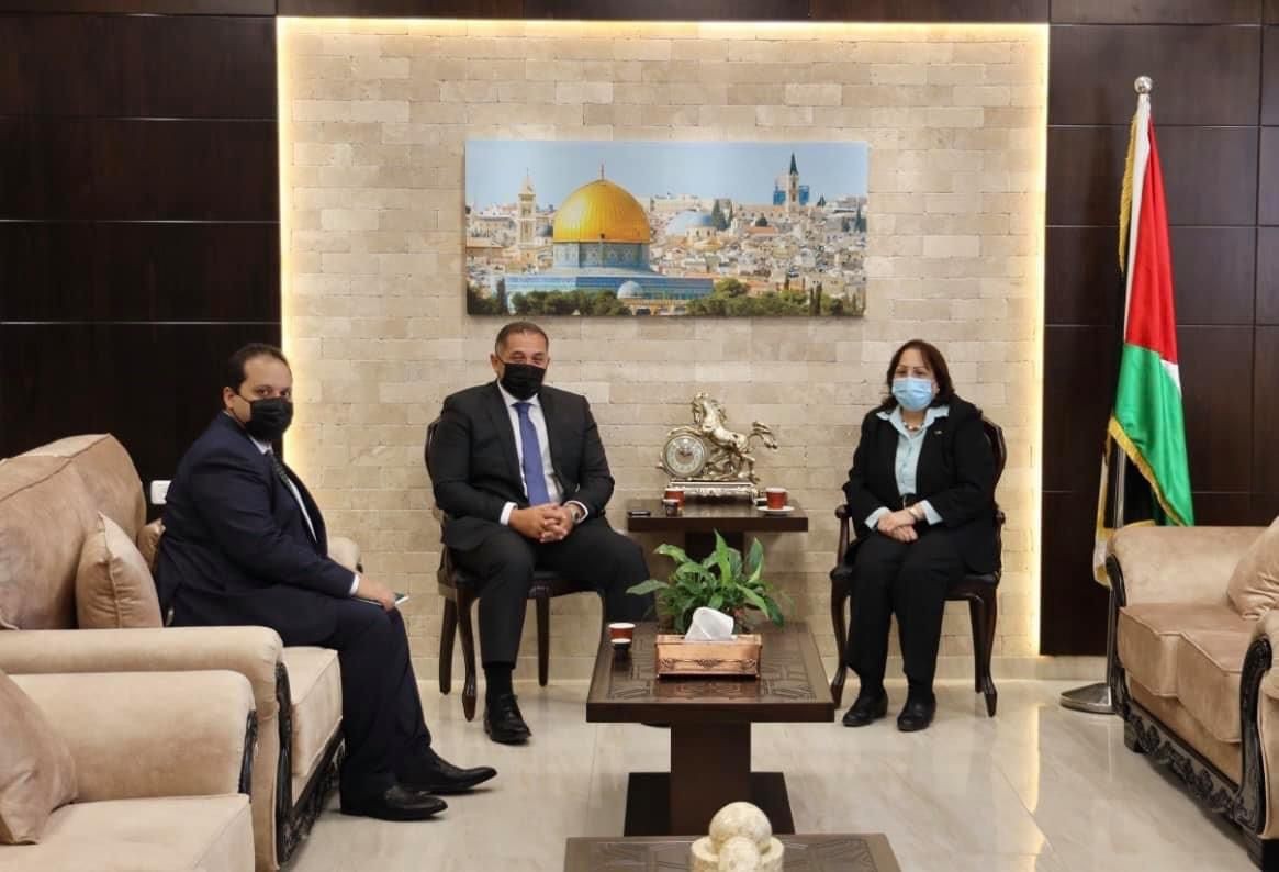 هذا ما جاء في لقاء الكيلة بالسفير المصري لدى فلسطين !