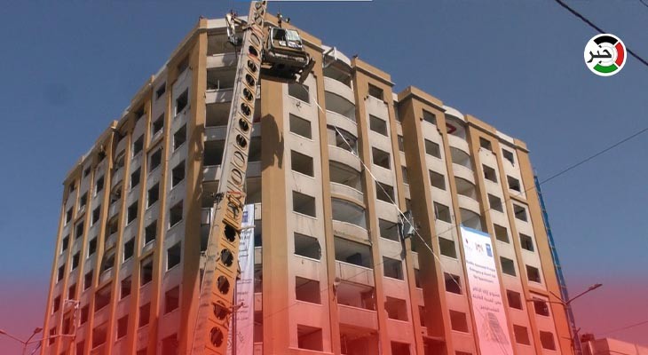 بالفيديو: آخر البنايات.. تواصل أعمال إزالة برج الجوهرة المدمر وسط مدينة غزّة