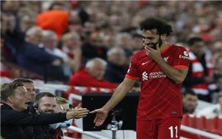 كلوب يثير الجدل بشأن عقد صلاح الجديد