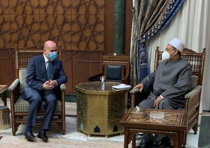 تفاصيل لقاء الهباش مع شيخ الأزهر في القاهرة