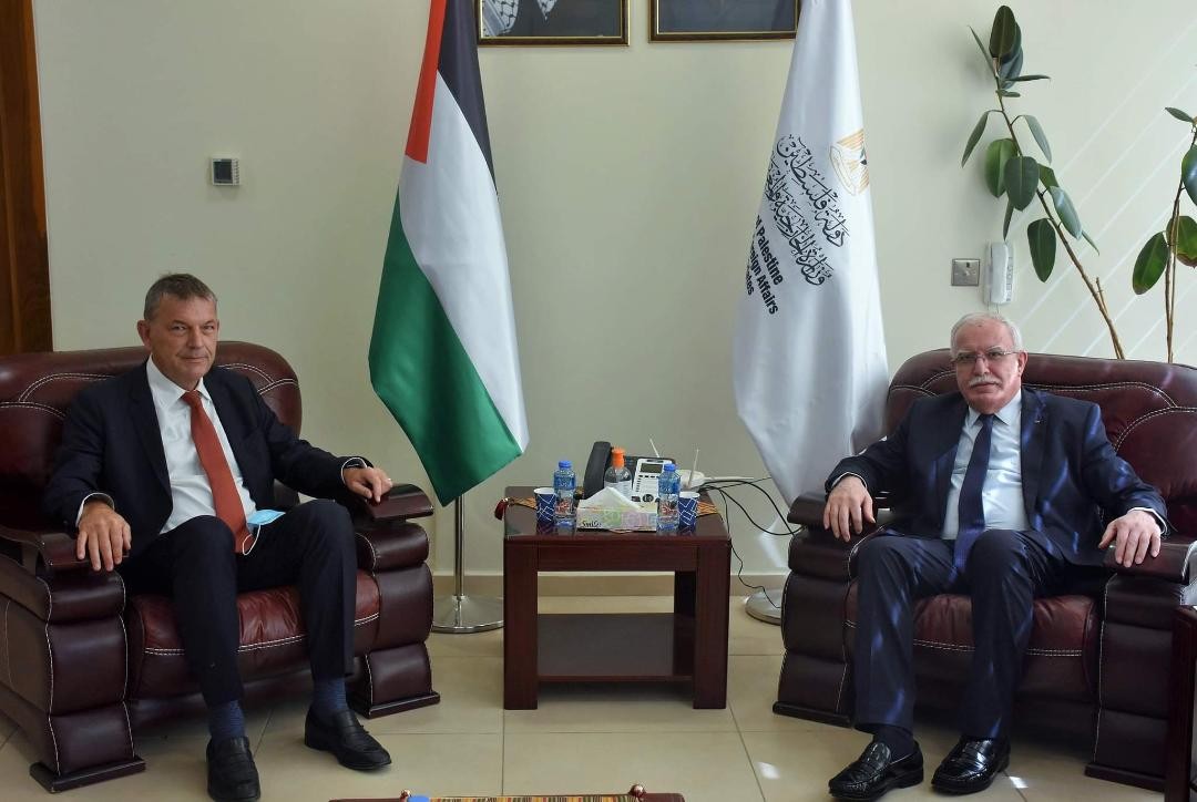 تفاصيل لقاء المالكي بمفوض عام "الأونروا" في الشرق الأدنى