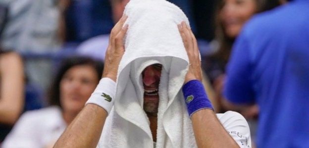 قصة صورة.. زلزال ميدفيديف يدمر لعنة ديوكوفيتش الكبرى