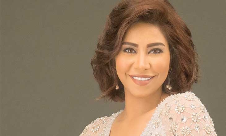 والدة المطربة شيرين عبد الوهاب تتعرض لوعكة صحية وتدخل المستشفى