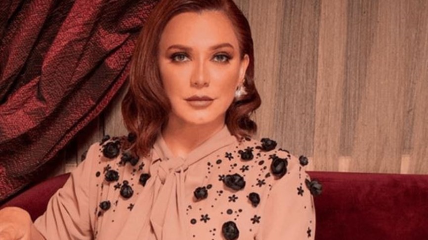 شاهد: النجمة "سلاف فواخرجي" ترثي والدها برسالة مؤثرة.. كلماتها أبكت الجميع