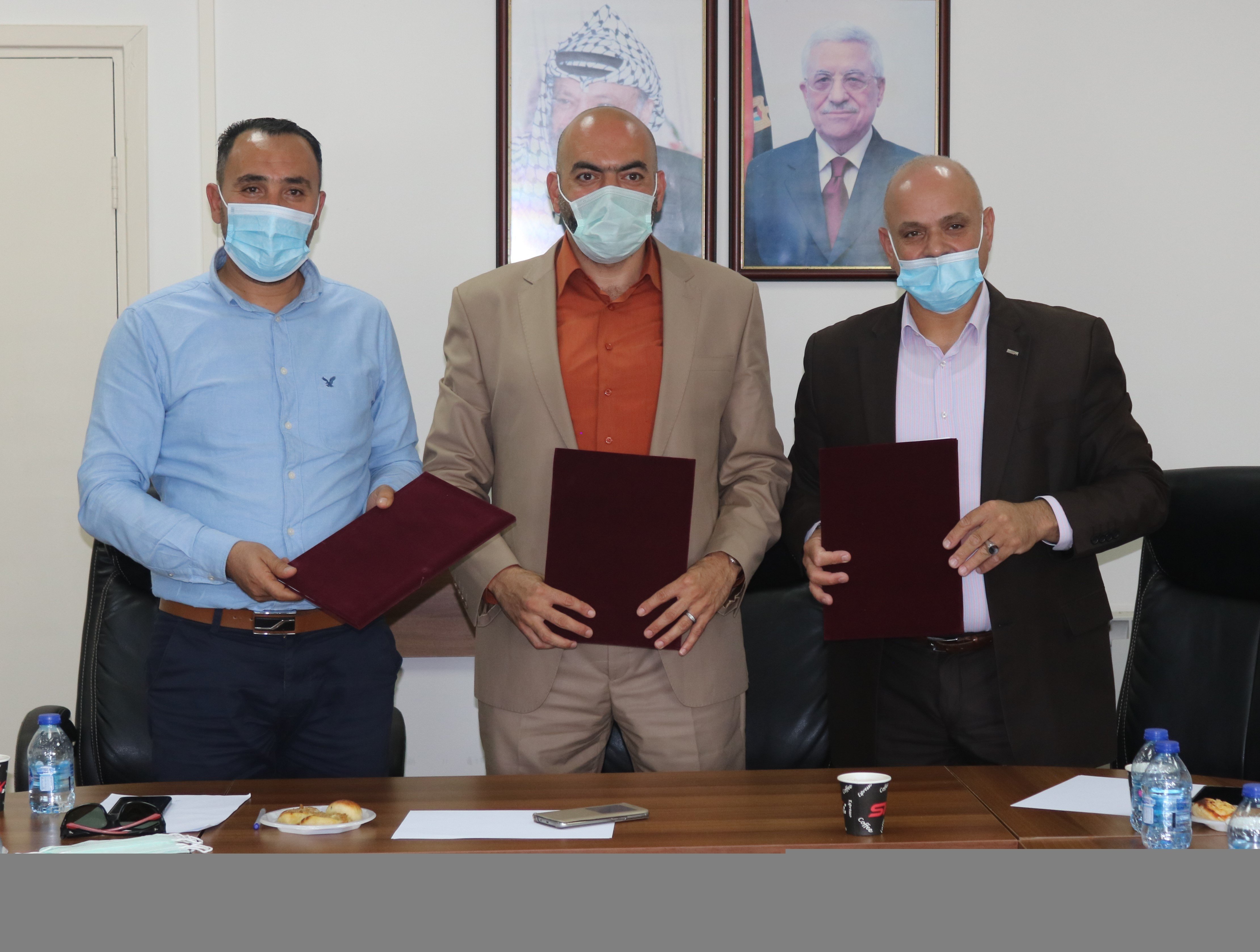 العمل توقع مذكرات تفاهم لدعم مراكز التدريب المهني في الخليل