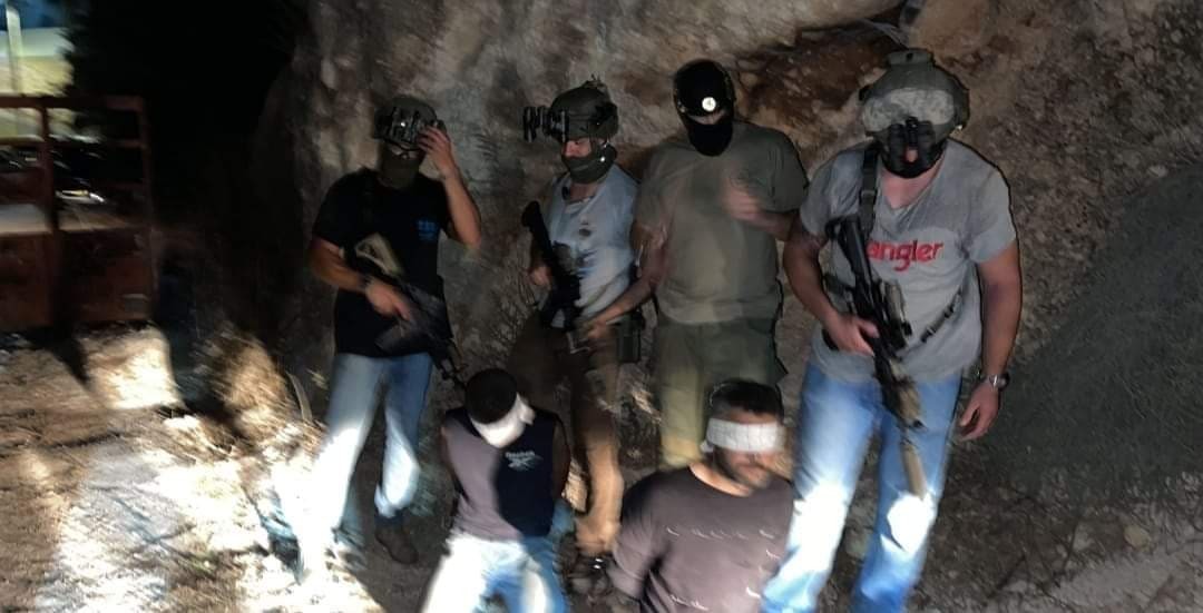 الإعلام العبري يكشف تفاصيل حول اعتقال الأسيرين زكريا الزبيدي ومحمد العارضة