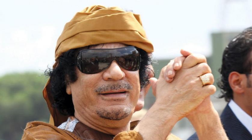 صحيفة فرنسية تكشف تفاصيل جديدة عن مقتل معمر القذافي