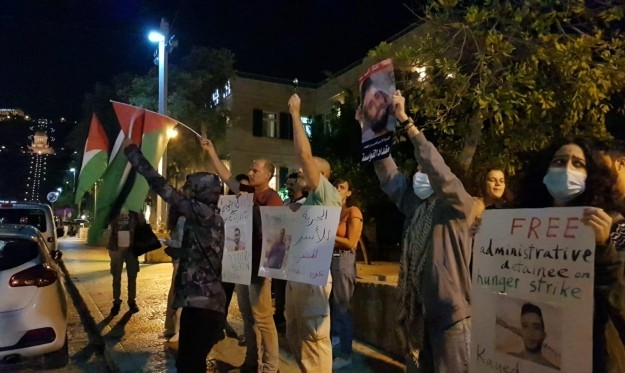 طولكرم: وقفة دعم وإسناد للأسرى داخل سجون الاحتلال