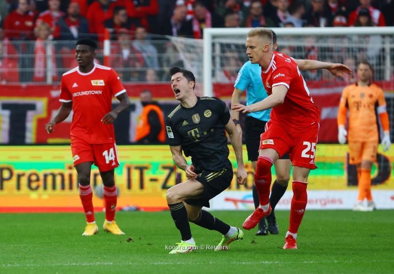 بالصور.. بايرن ميونخ يستعيد كبرياءه بخماسية في برلين