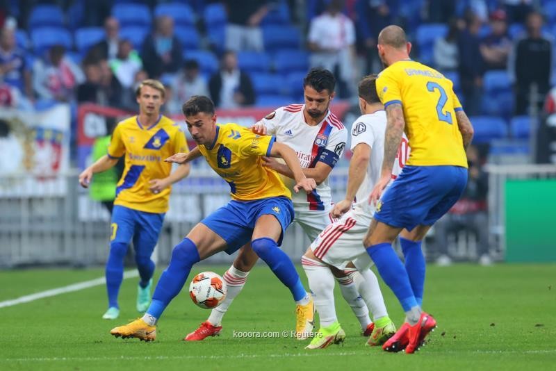 بالصور: ليون يكرم ضيافة بروندبي بثلاثية