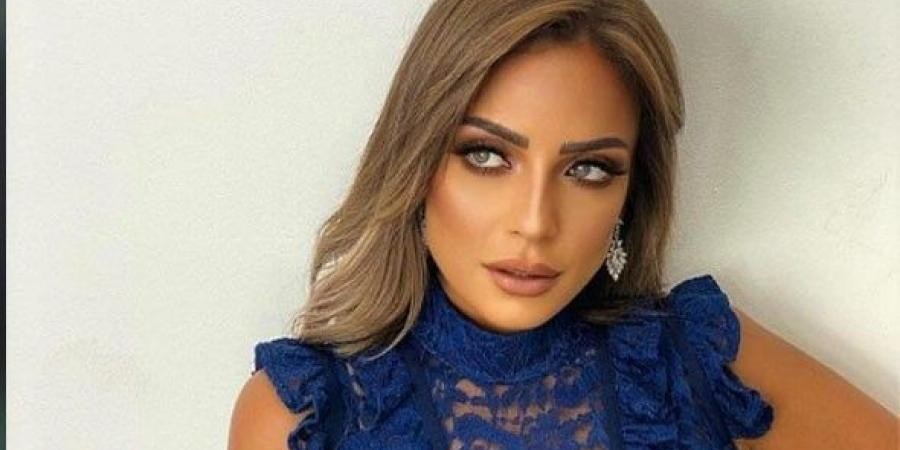 ريم البارودي توضح حقيقة واقعة سقوطها على السجادة الحمراء في الجونة
