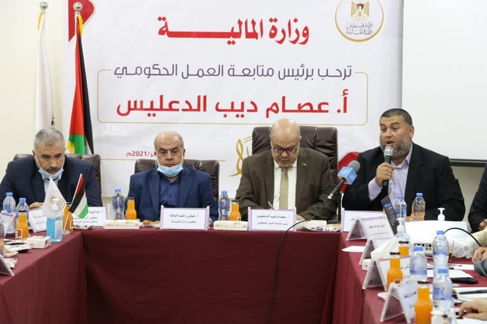خلال زيارته لمقر الوزارة