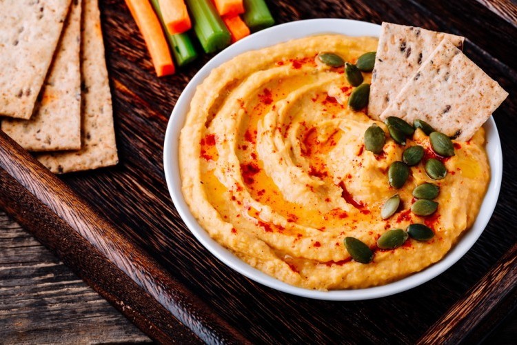 حمص بالقرع والثوم