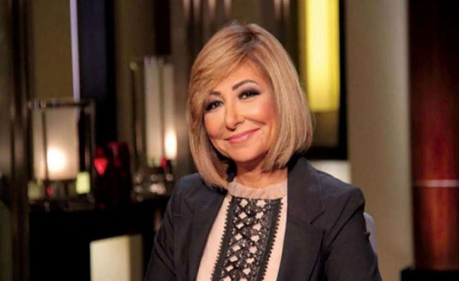 لميس الحديدي تحسم الجدل حول قرابتها من ناهد شريف