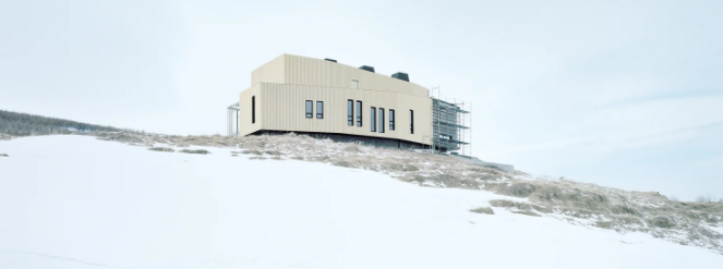 مصور نمساوى يتوجه للقطب الشمالى لرصد المبانى فى رحلة قاسية