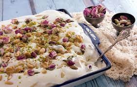 بالفيديو: طريقة تحضير "ليالي لبنان" بالموز والقشطة