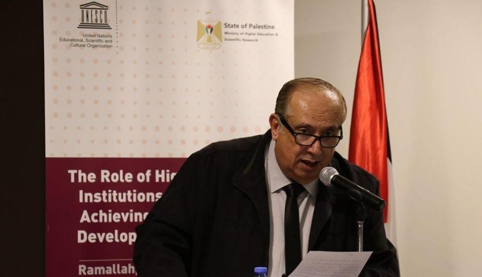 وزير التعليم العالي يبحث مع ممثل جمهورية قبرص سبل التعاون المشترك