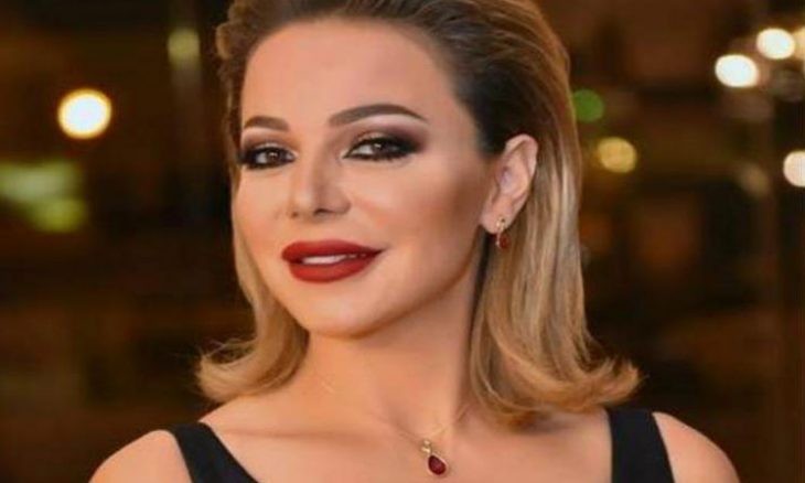 سوزان نجم الدين تعلن خطوبتها رسميا