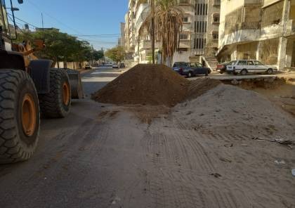 بلدية غزة تشرع بتأمين محيط المناطق المتضررة خلال العدوان الأخير
