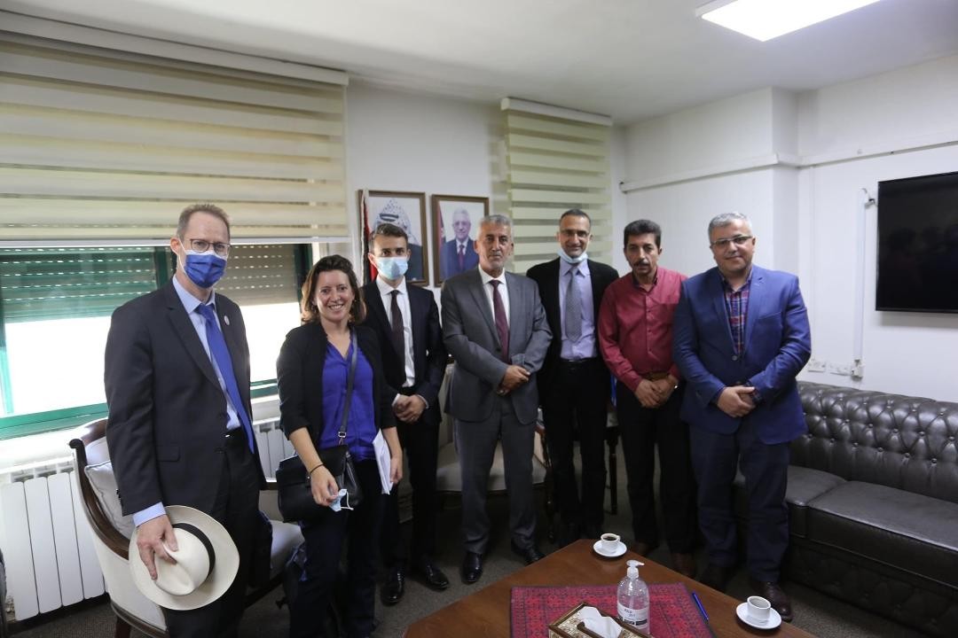 الصالح يبحث مشروع التنمية الريفية مع الوكالة الفرنسية