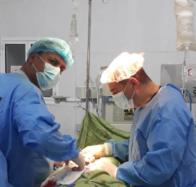 غزة: فريق طبي ينجح  في زراعة القوقعة لطفلين شقيقين