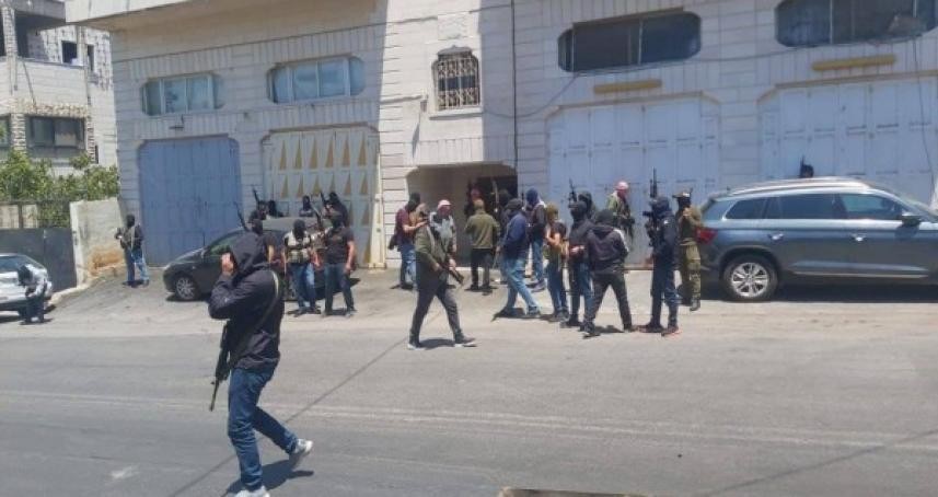 بلدية الخليل تدعو العشائر لإنهاء خلاف عائلتي العويوي والجعبري
