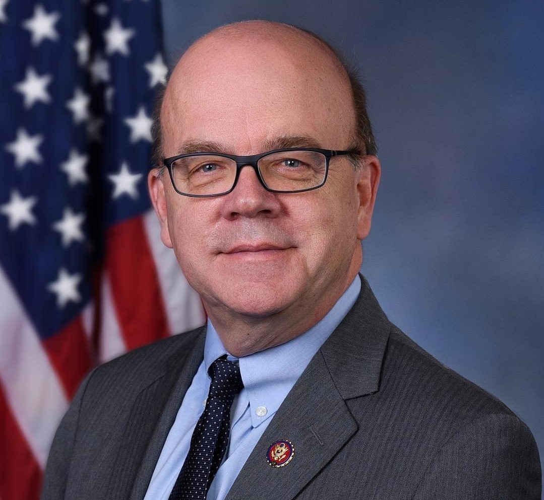 عضو بالكونغرس الأمريكي يوجه طلبًا لبلينكن يتعلق بالفلسطينيين