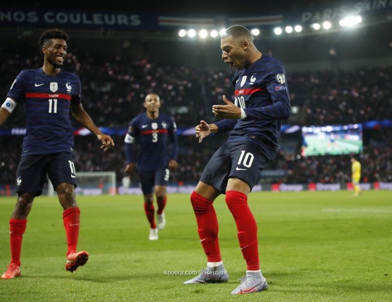 بالصور : فرنسا تتأهل لمونديال قطر باستعراض بطله مبابي