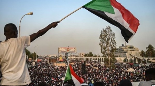 السودان: الموافقة على مقترح الأمم المتحدة بفتح مسارات آمنة