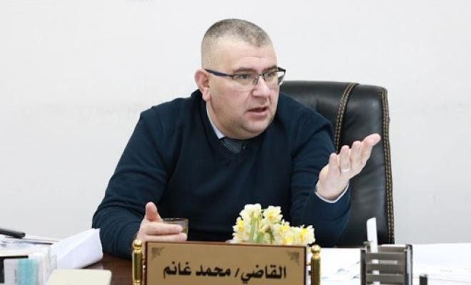 غانم يكشف تفاصيل لقاءه بالرئيس عباس
