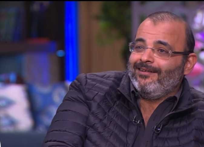 بعد خسارة الزمالك.. أيمن بهجت قمر يطلب تغيير أغنية "6 الصبح"