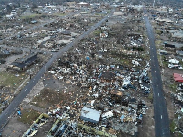 مصرع 70 شخصًا على الأقل جراء إعصار بولاية كنتاكي الأمريكية