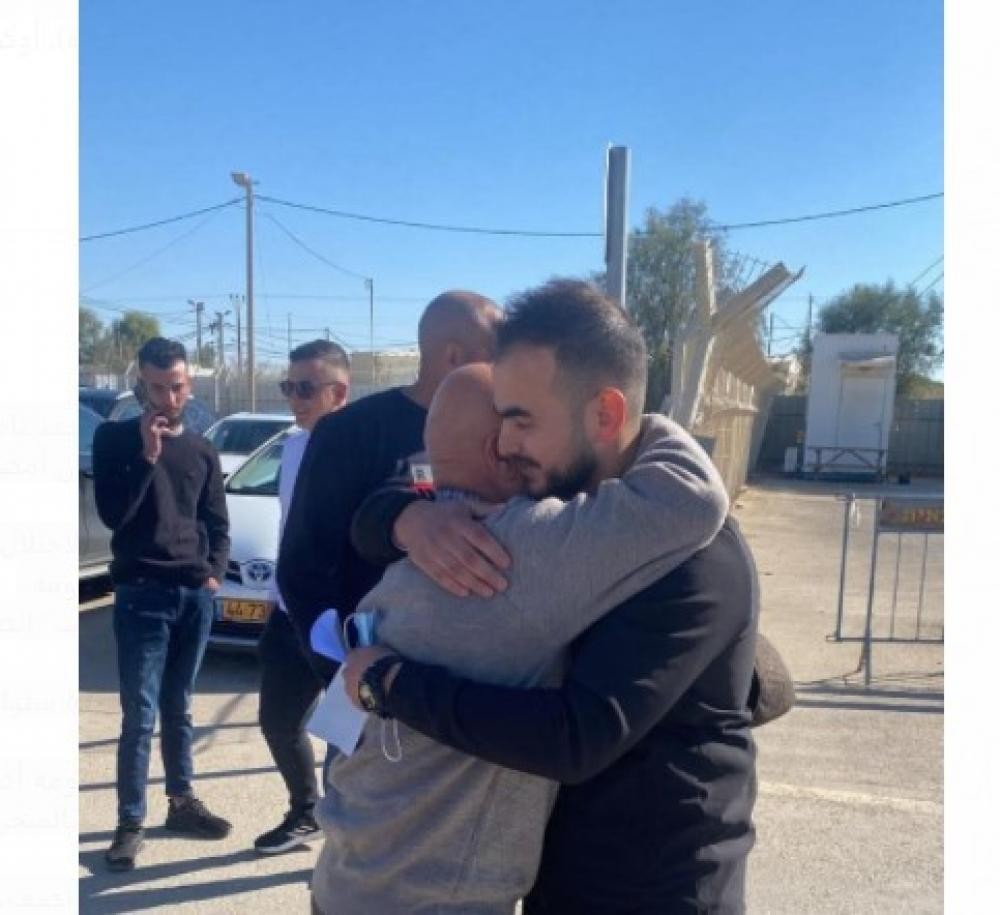 الاحتلال يُفرج عن أسير مقدسي بعد اعتقال دام 6 سنوات و8 أشهر