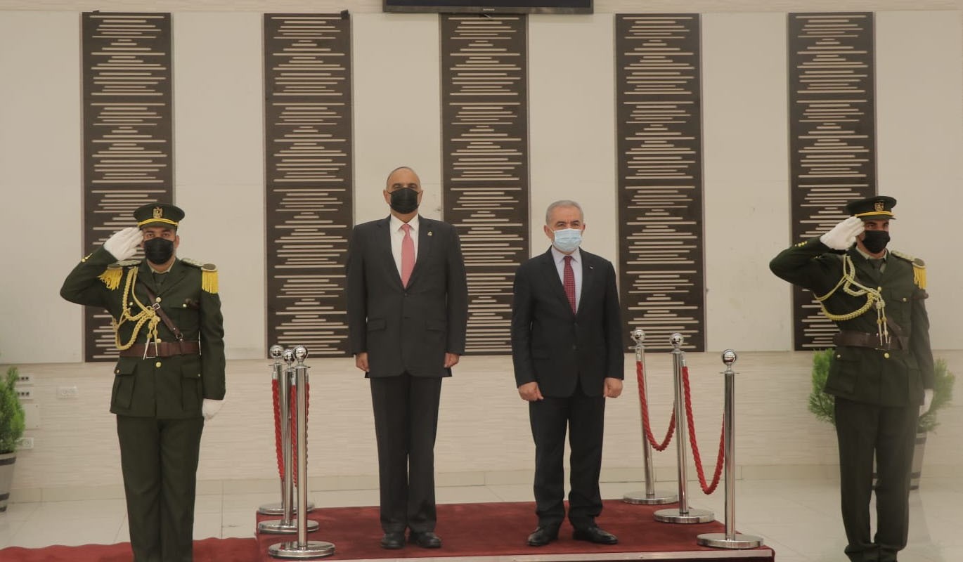 لهذا السبب.. وفد من الحكومة الأردنية يصل رام الله